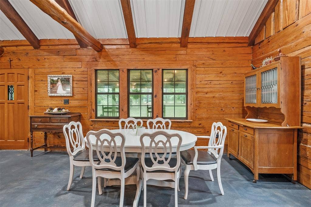 19905 County Road 4130, Lindale, TX 75771 19905 County Road 4130, Lindale, TX 75771