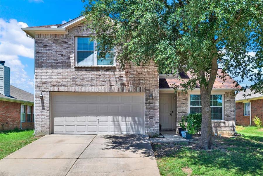 Property photo for 5722 Firethorn Drive, Dallas, TX