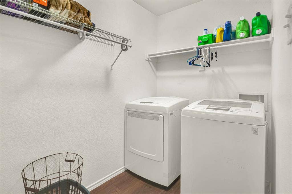 5722 Firethorn Drive, Dallas, TX 75249 5722 Firethorn Drive, Dallas, TX 75249