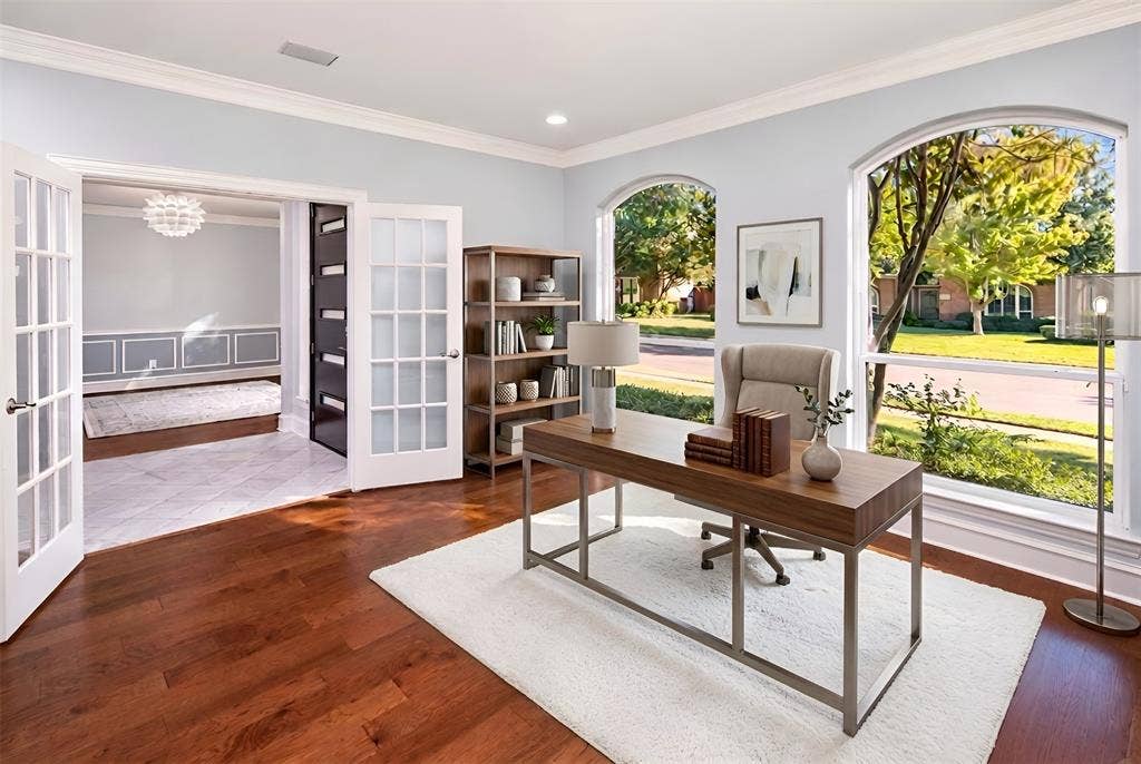 Office Virtually Staged