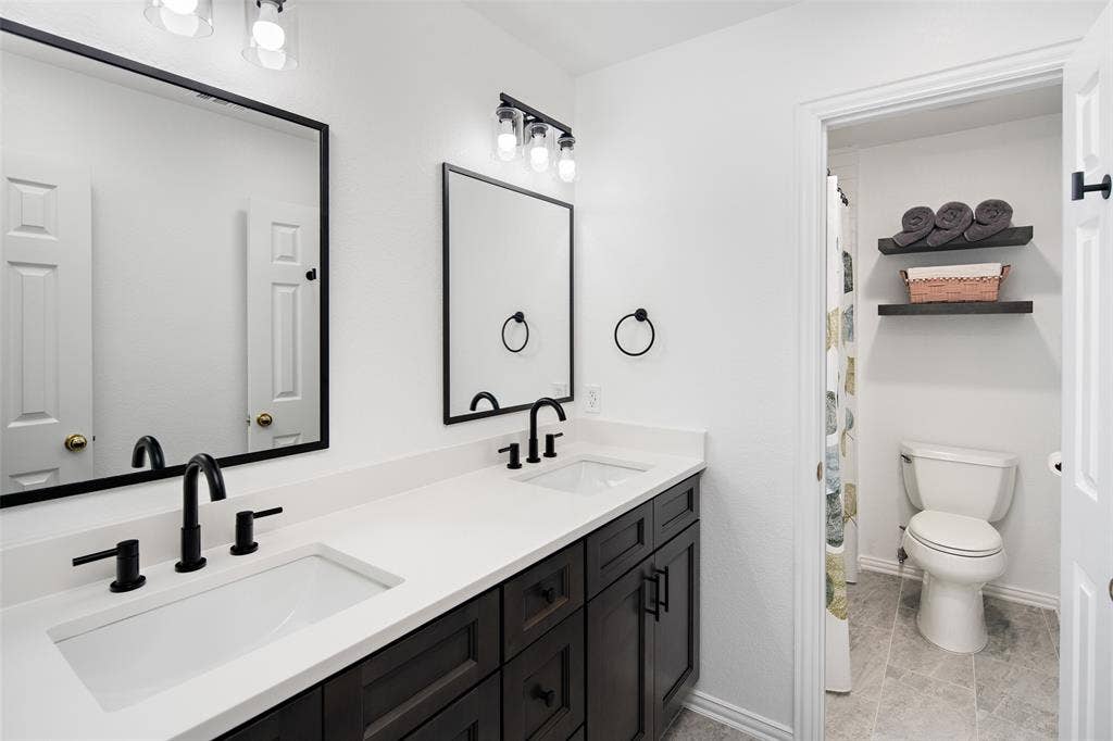 Upstairs Bathroom