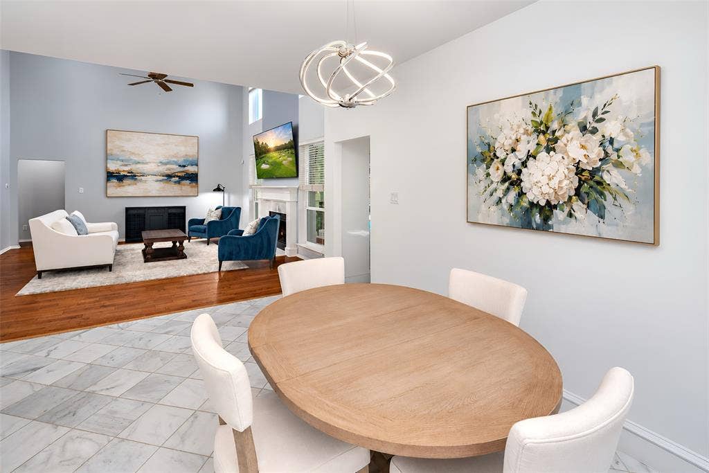 Breakfast Room
