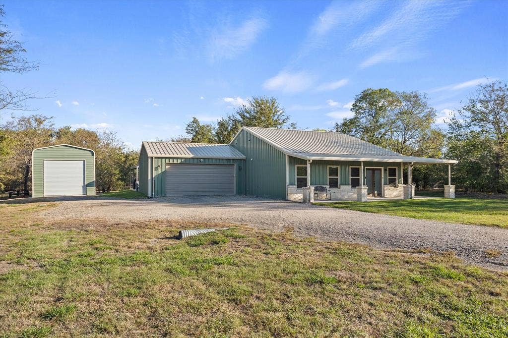 1710 Fm 3211, Greenville, TX 75402
