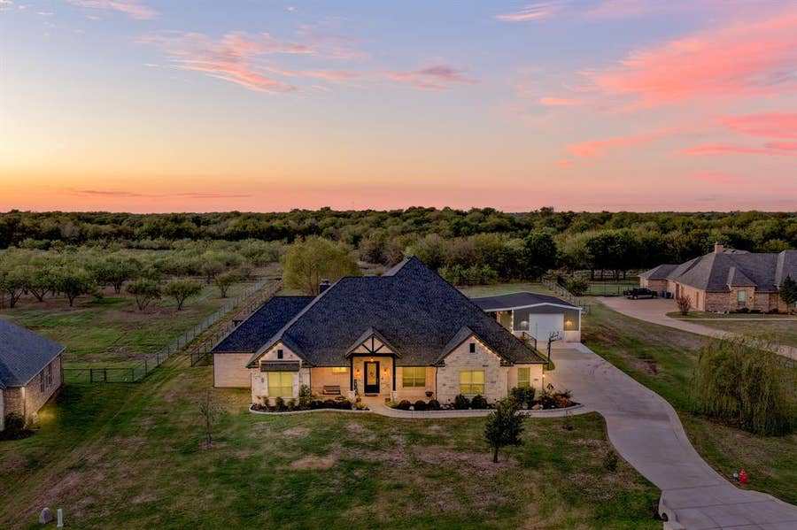Property photo for 5014 White Pine Drive, Royse City, TX