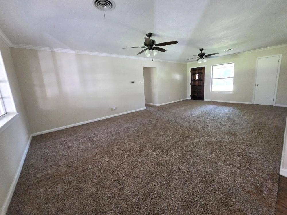 912 Penrod Drive, Granbury, TX 76048 912 Penrod Drive, Granbury, TX 76048
