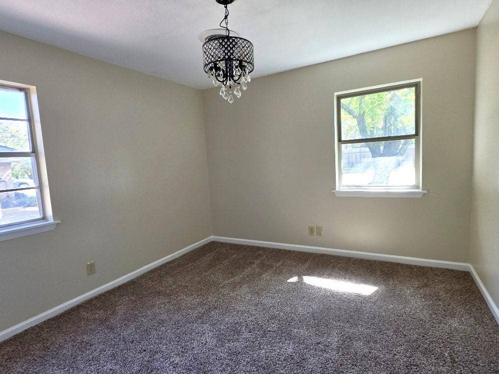 912 Penrod Drive, Granbury, TX 76048 912 Penrod Drive, Granbury, TX 76048
