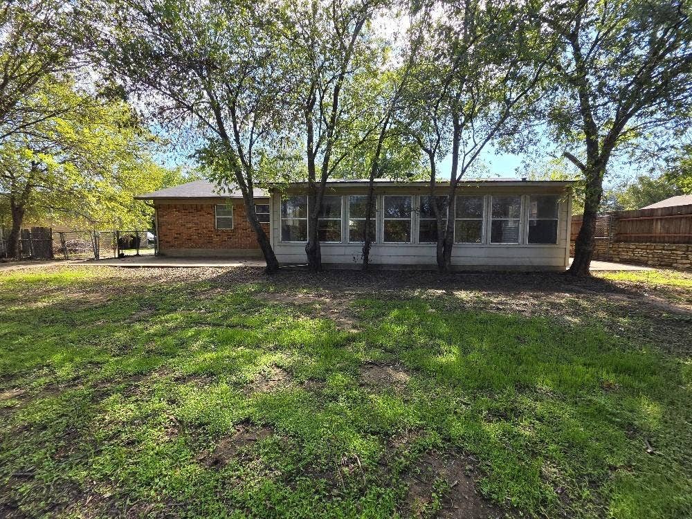 912 Penrod Drive, Granbury, TX 76048 912 Penrod Drive, Granbury, TX 76048
