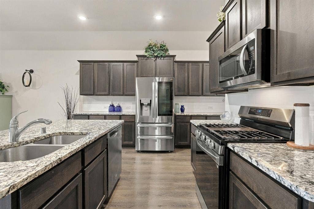 427 Pleasant Hill Lane, Fate, TX 75189 427 Pleasant Hill Lane, Fate, TX 75189