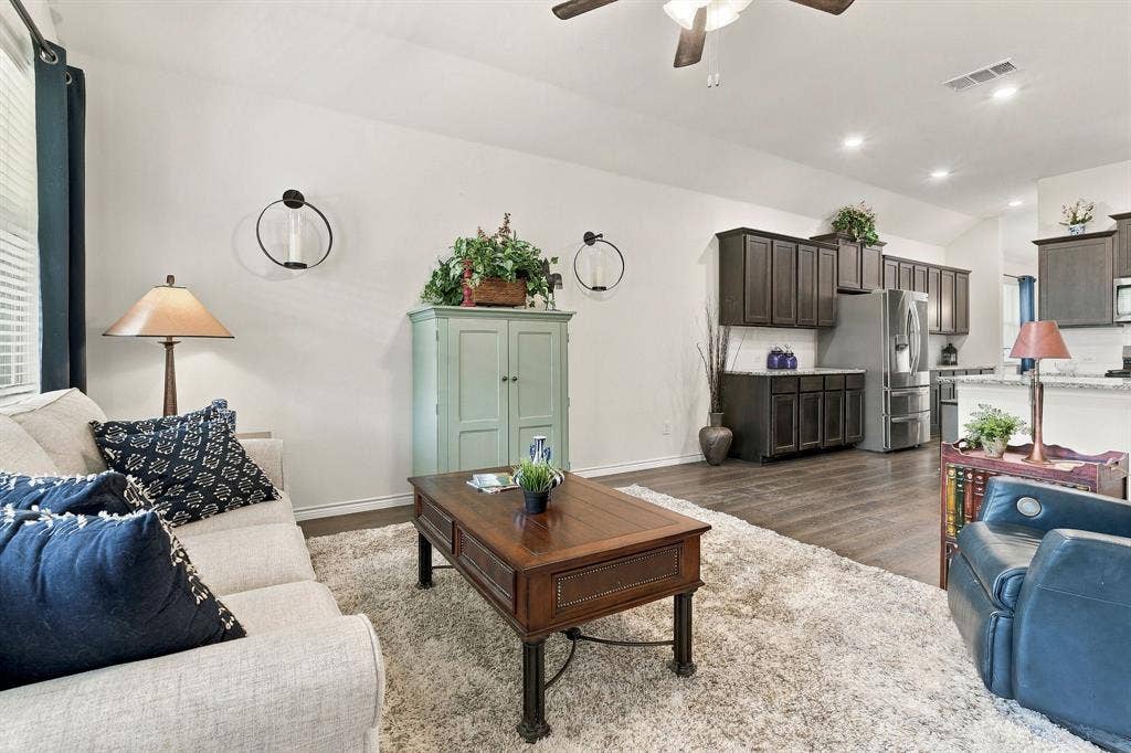 427 Pleasant Hill Lane, Fate, TX 75189 427 Pleasant Hill Lane, Fate, TX 75189