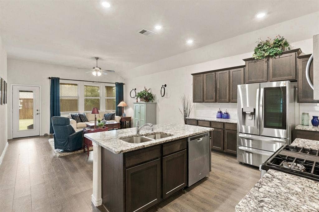 427 Pleasant Hill Lane, Fate, TX 75189 427 Pleasant Hill Lane, Fate, TX 75189
