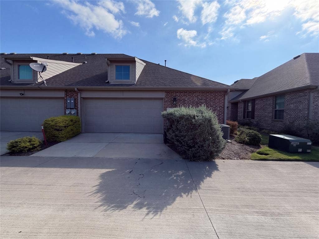 7219 Calistoga Lane, Grand Prairie, TX 75054 7219 Calistoga Lane, Grand Prairie, TX 75054