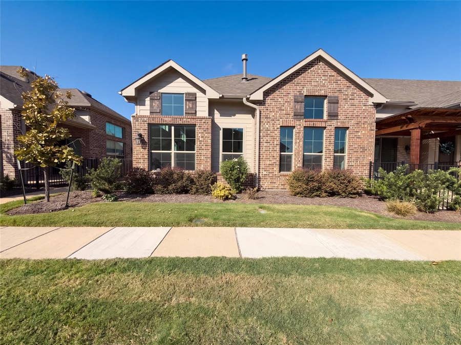 Property photo for 7219 Calistoga Lane, Grand Prairie, TX