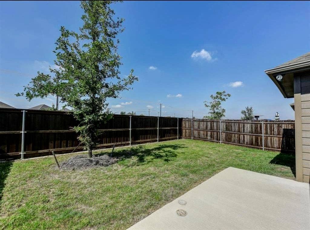 10425 Big Sandy Court, McKinney, TX 75071 10425 Big Sandy Court, McKinney, TX 75071