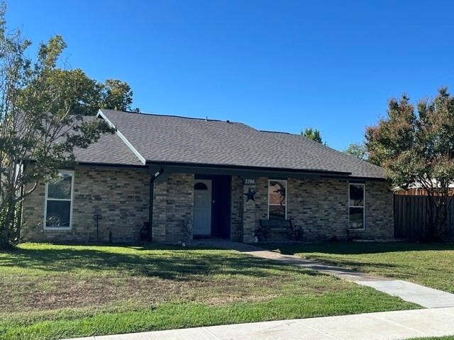 2708 Charter Oak Drive, Plano, TX 75074 2708 Charter Oak Drive, Plano, TX 75074