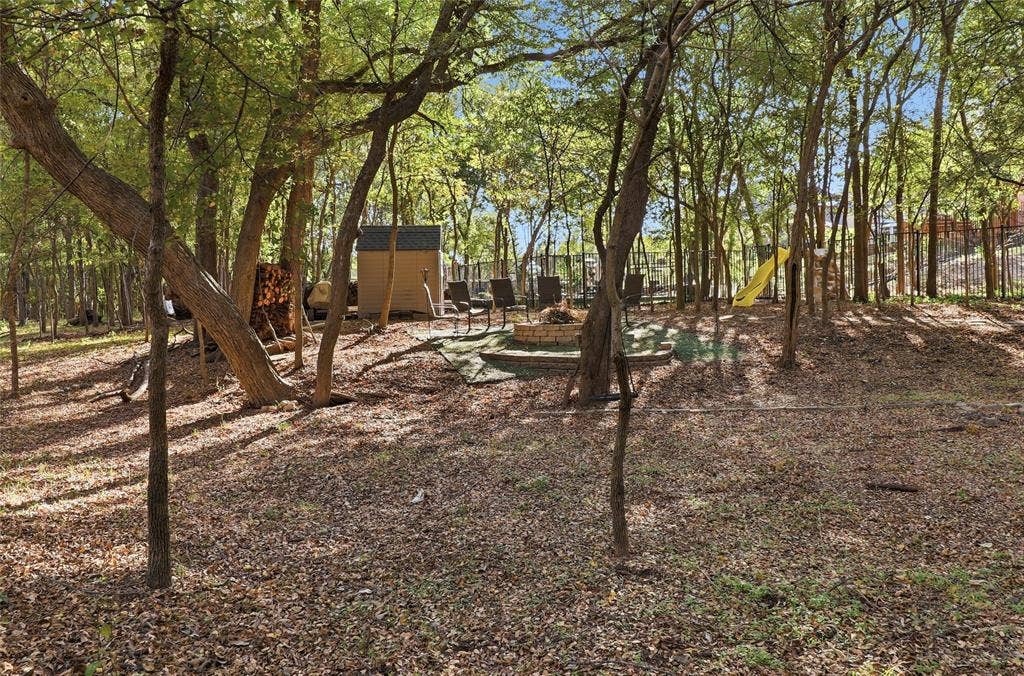 1614 Jeffrey Drive, Wylie, TX 75098 View to fire pit