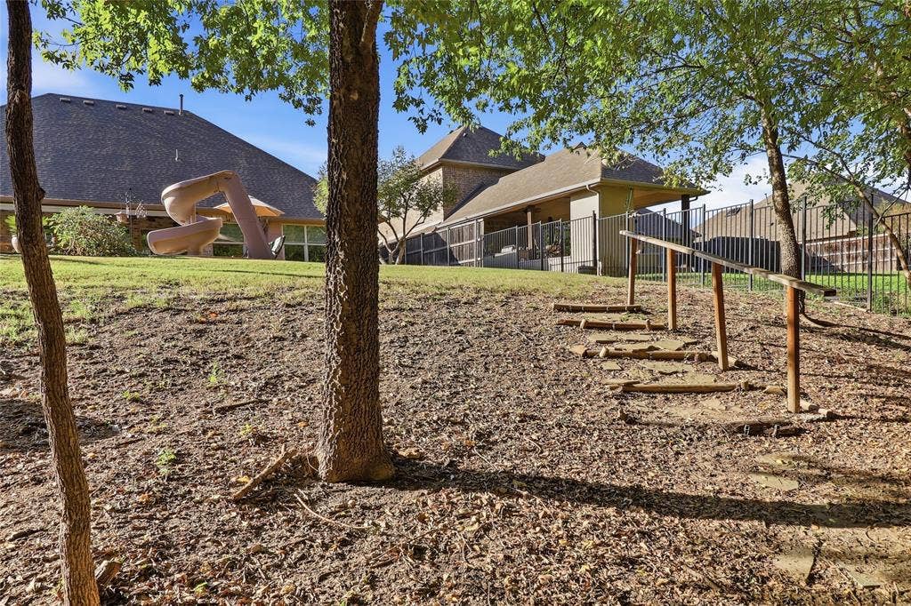 1614 Jeffrey Drive, Wylie, TX 75098 Walkway to creek and firepit