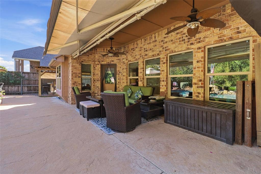 1614 Jeffrey Drive, Wylie, TX 75098 Massive covered patio with electric awning for extended shade area