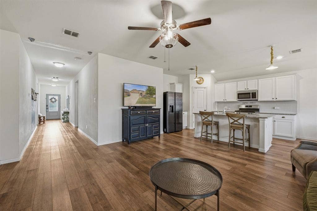 916 Evergreen Street, Princeton, TX 75407 916 Evergreen Street, Princeton, TX 75407