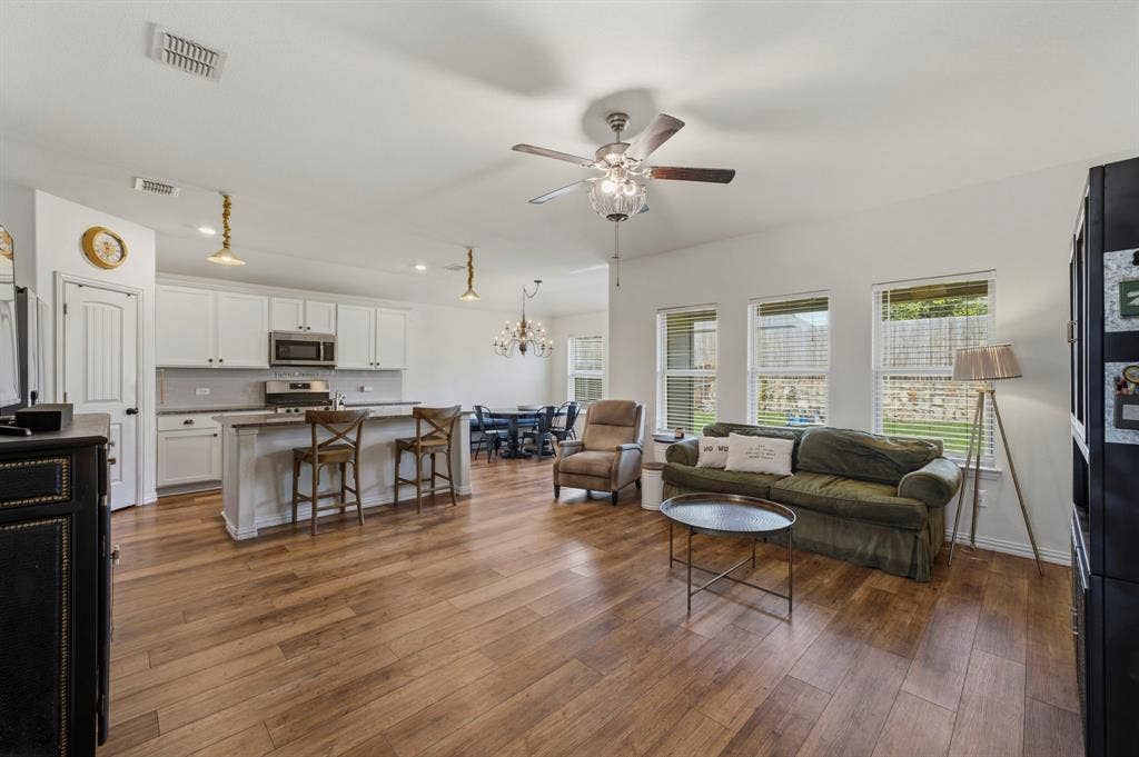 916 Evergreen Street, Princeton, TX 75407 916 Evergreen Street, Princeton, TX 75407