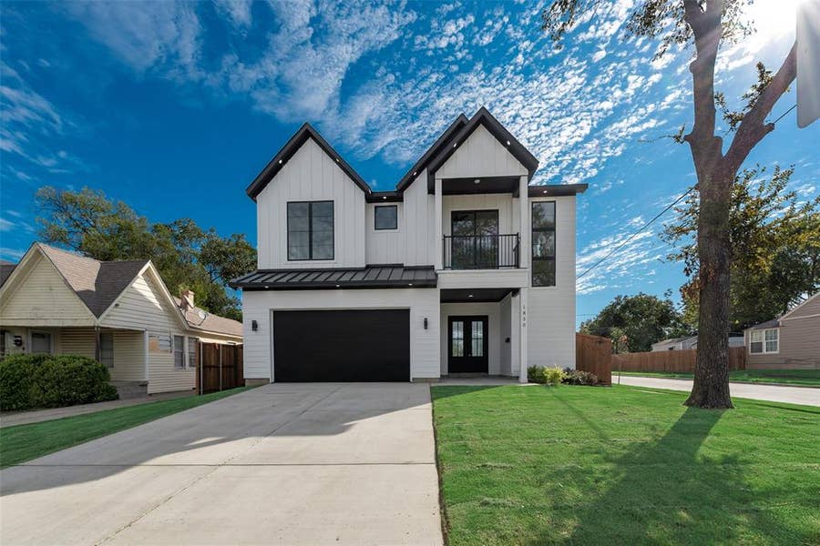 Property photo for 1830 S Marsalis Avenue, Dallas, TX