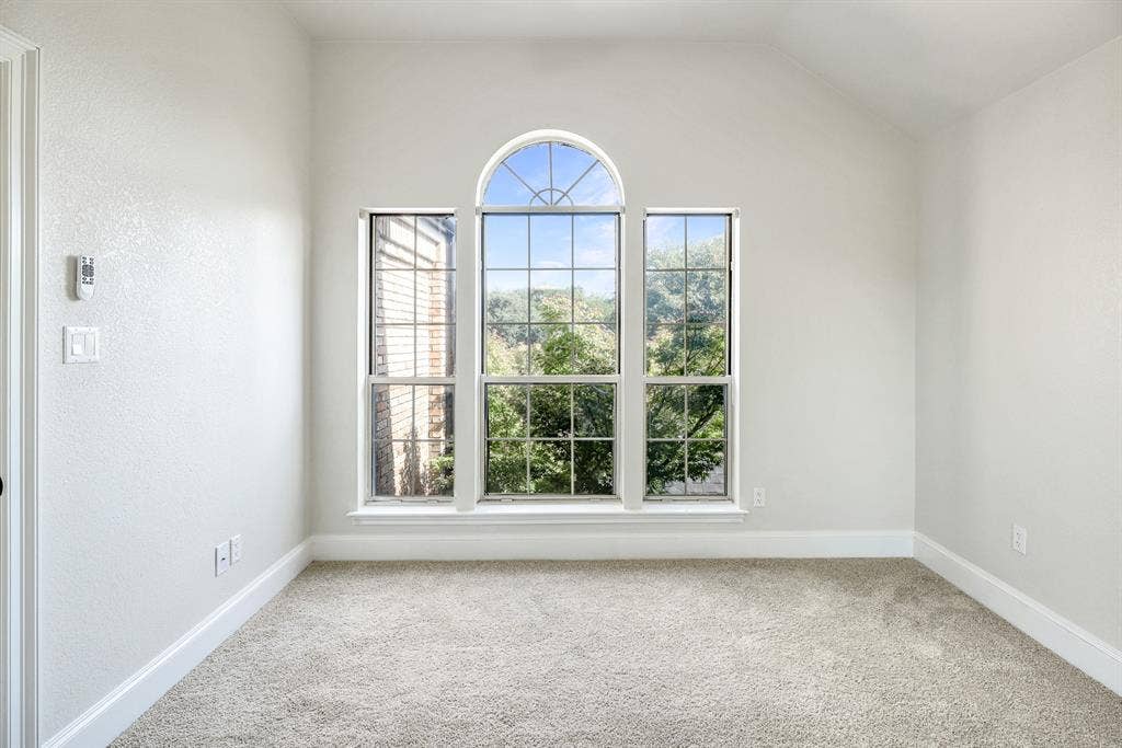 2912 Bluffview Drive, Garland, TX 75043 2912 Bluffview Drive, Garland, TX 75043