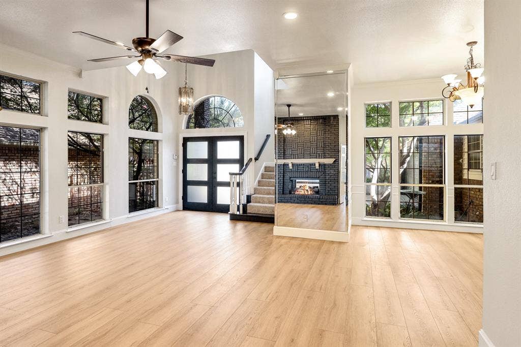 2912 Bluffview Drive, Garland, TX 75043 2912 Bluffview Drive, Garland, TX 75043
