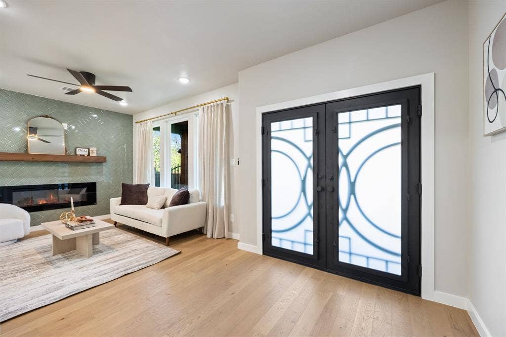 1103 S Tyler Street, Dallas, TX 75208 1103 S Tyler Street, Dallas, TX 75208