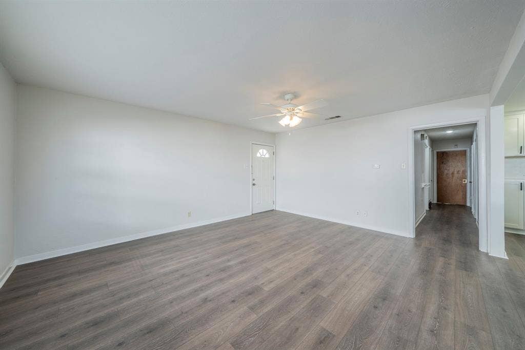 4147 Huckleberry Circle, Dallas, TX 75216 4147 Huckleberry Circle, Dallas, TX 75216