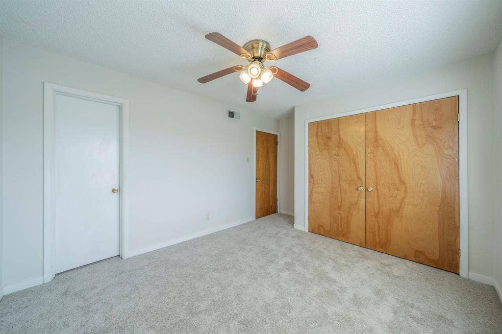 4147 Huckleberry Circle, Dallas, TX 75216 4147 Huckleberry Circle, Dallas, TX 75216