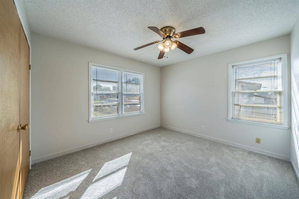 4147 Huckleberry Circle, Dallas, TX 75216 4147 Huckleberry Circle, Dallas, TX 75216