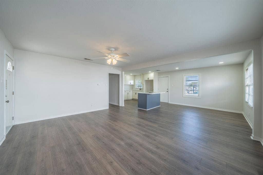 4147 Huckleberry Circle, Dallas, TX 75216 4147 Huckleberry Circle, Dallas, TX 75216