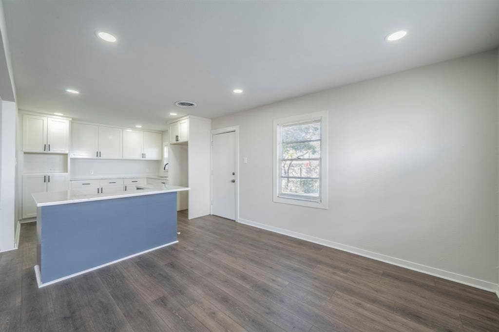 4147 Huckleberry Circle, Dallas, TX 75216 4147 Huckleberry Circle, Dallas, TX 75216