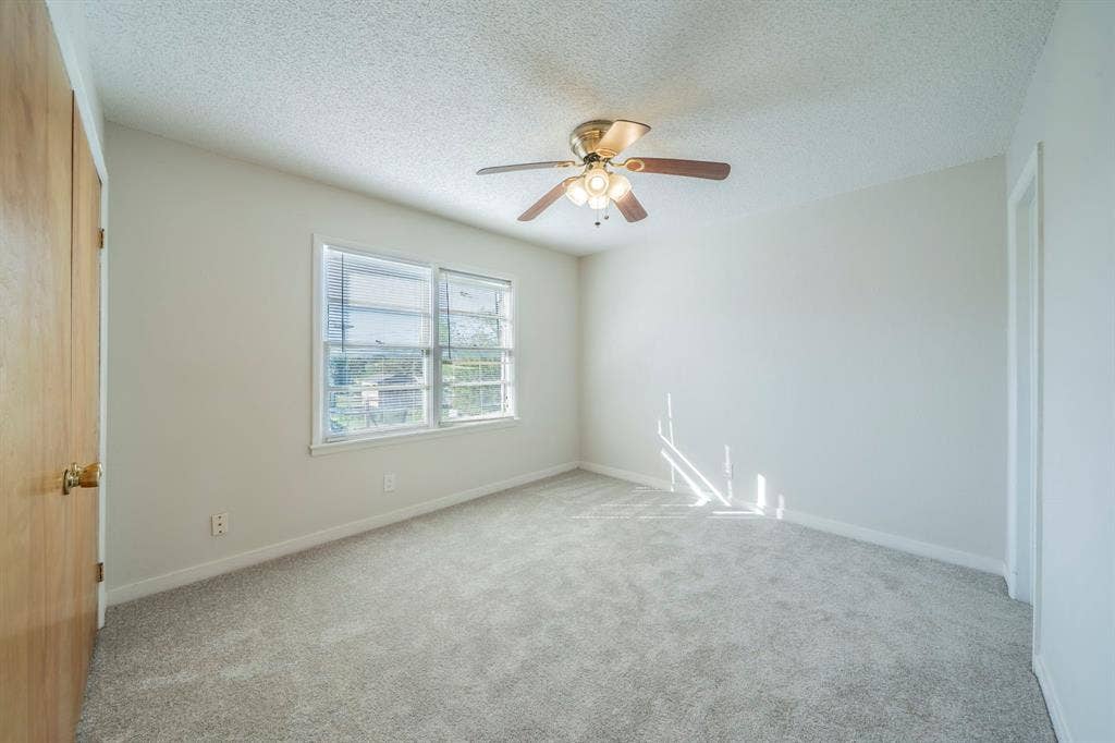 4147 Huckleberry Circle, Dallas, TX 75216 4147 Huckleberry Circle, Dallas, TX 75216