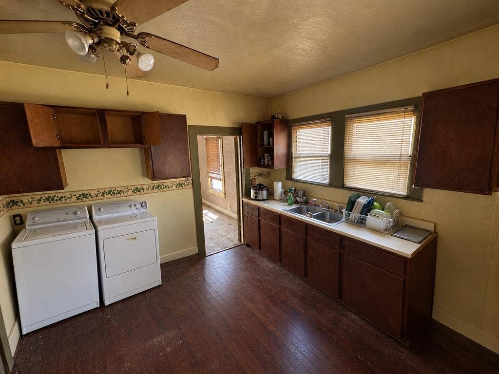 3234 Spring Avenue, Dallas, TX 75215 3234 Spring Avenue, Dallas, TX 75215