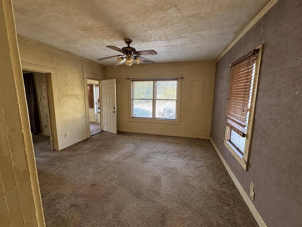 3234 Spring Avenue, Dallas, TX 75215 3234 Spring Avenue, Dallas, TX 75215