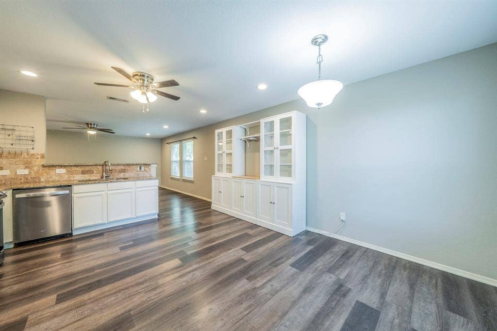 1803 Brookwood Drive, Terrell, TX 75160