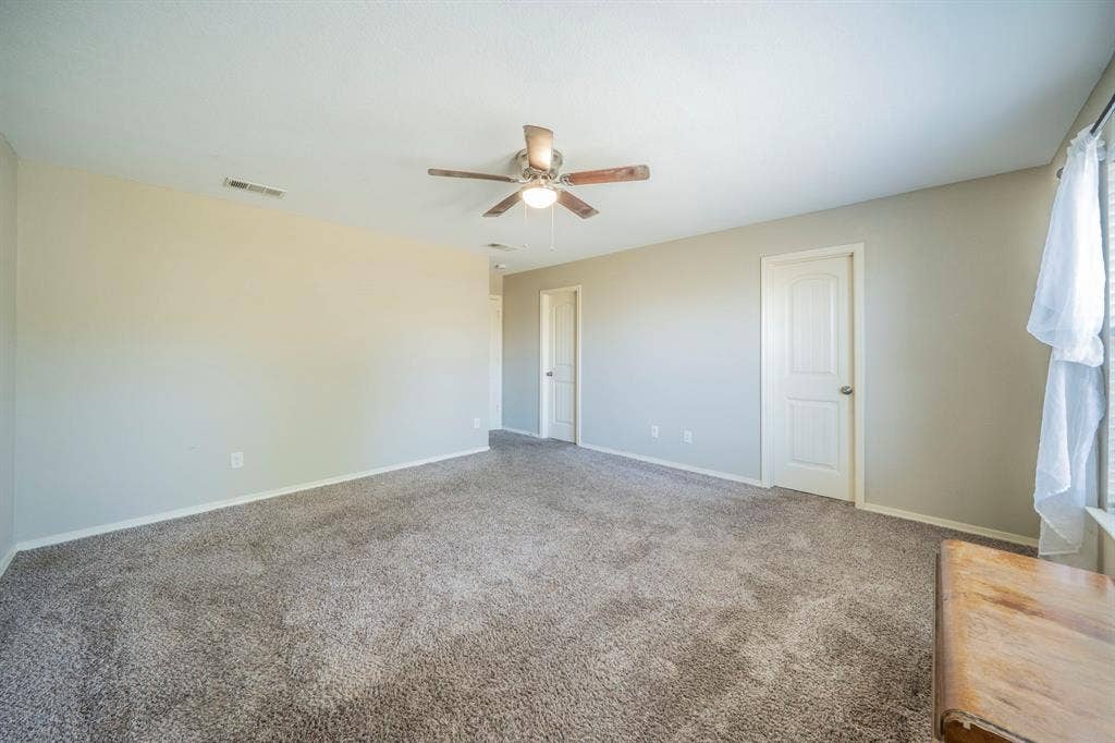 1803 Brookwood Drive, Terrell, TX 75160