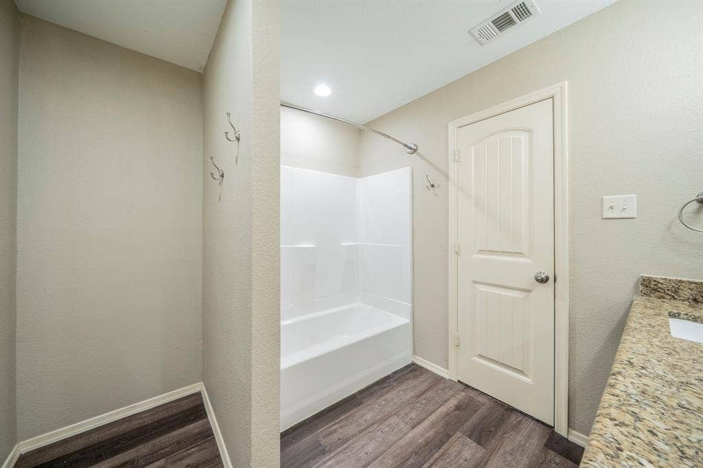 1803 Brookwood Drive, Terrell, TX 75160