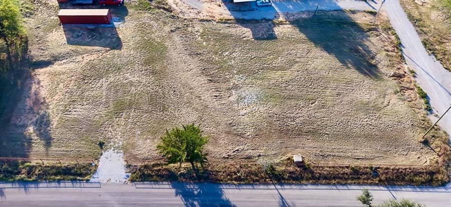 Property photo for 311 Windy Hill Lane, Springtown, TX