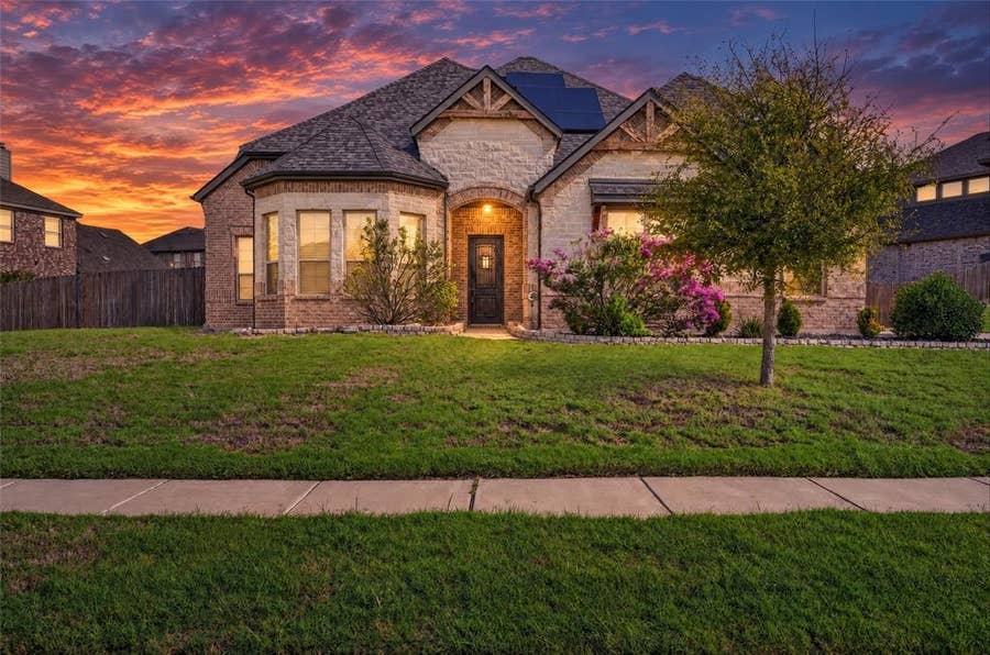 Property photo for 1937 Manzana Way, Burleson, TX
