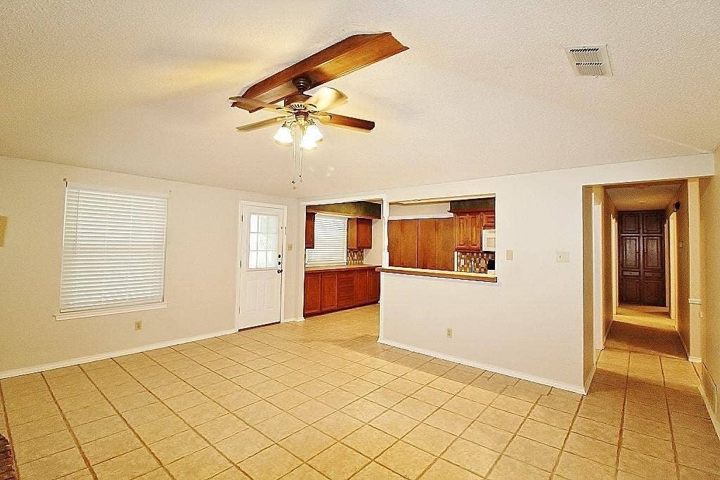 1421 Tahoe Lane, Midlothian, TX 76065