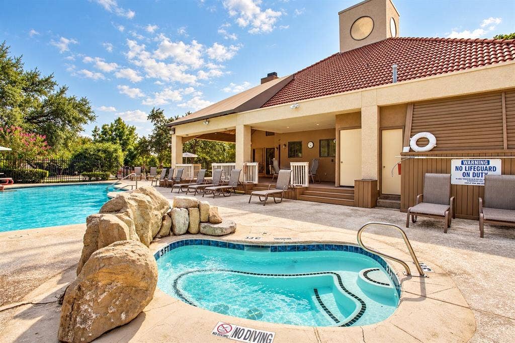 4335 S Capistrano Drive, Dallas, TX 75287 4335 S Capistrano Drive, Dallas, TX 75287