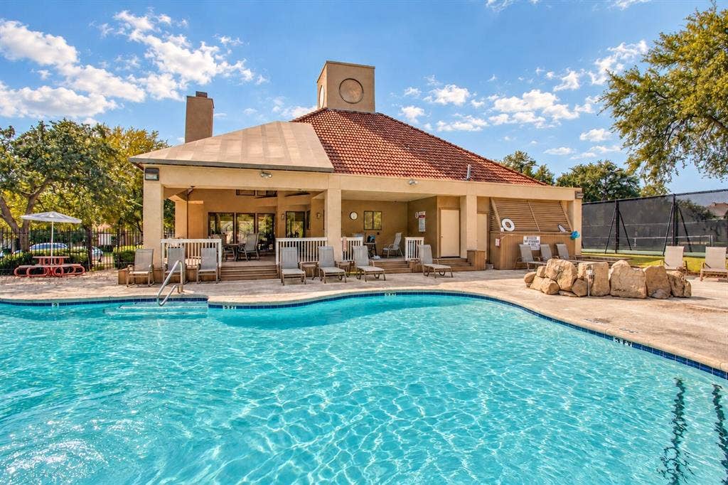 4335 S Capistrano Drive, Dallas, TX 75287 4335 S Capistrano Drive, Dallas, TX 75287
