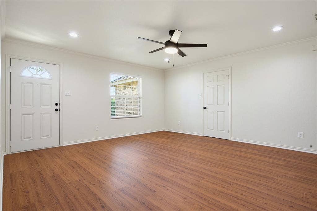 7221 Denton Drive, Dallas, TX 75235 7221 Denton Drive, Dallas, TX 75235