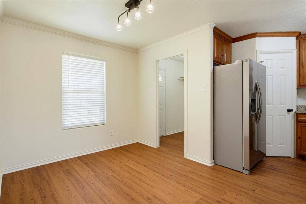 7221 Denton Drive, Dallas, TX 75235 7221 Denton Drive, Dallas, TX 75235