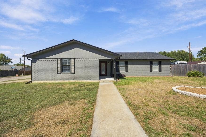 1811 Ocampo Lane, Robinson, TX 76706 1811 Ocampo Lane, Robinson, TX 76706