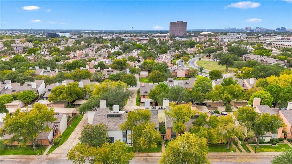 9232 Chimney Corner Lane, Dallas, TX 75243 9232 Chimney Corner Lane, Dallas, TX 75243