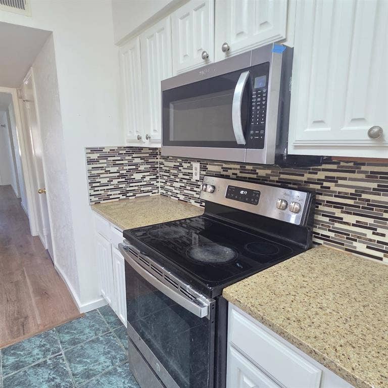 3709 Berrywood Circle, Garland, TX 75040 3709 Berrywood Circle, Garland, TX 75040