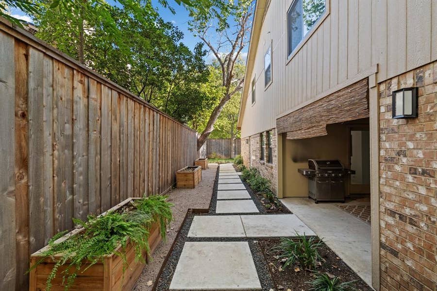 Property photo for 6409 Ridgemont Drive, Dallas, TX