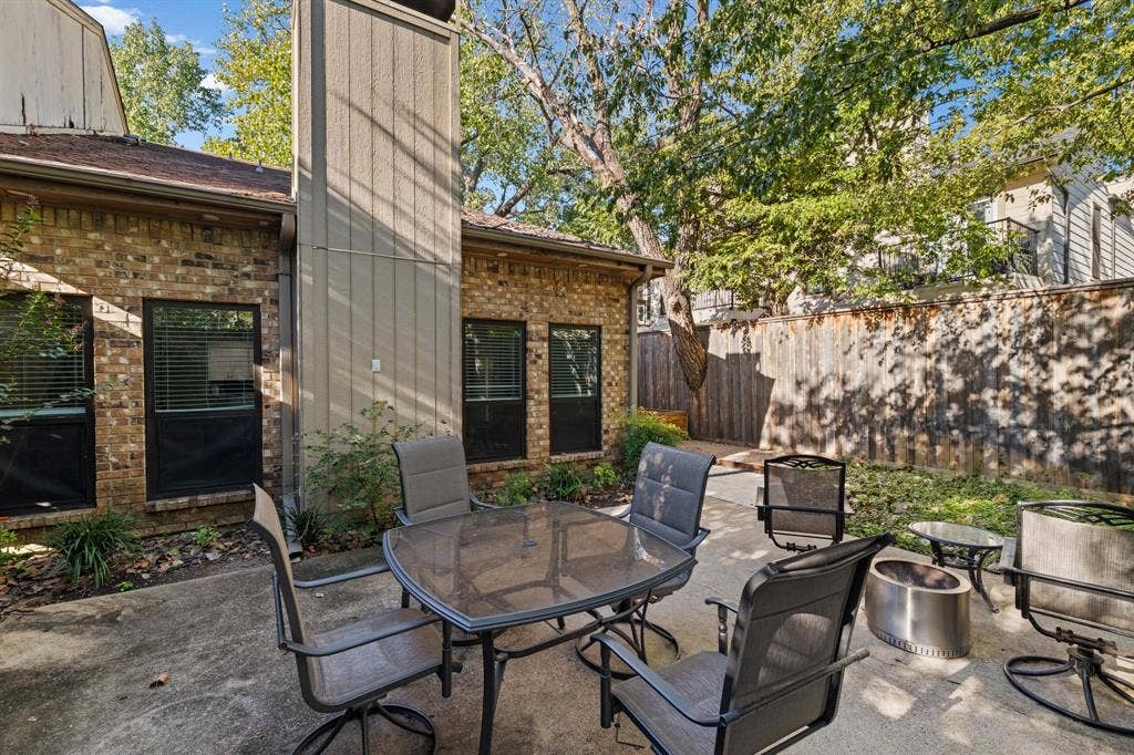 6409 Ridgemont Drive, Dallas, TX 75214 6409 Ridgemont Drive, Dallas, TX 75214